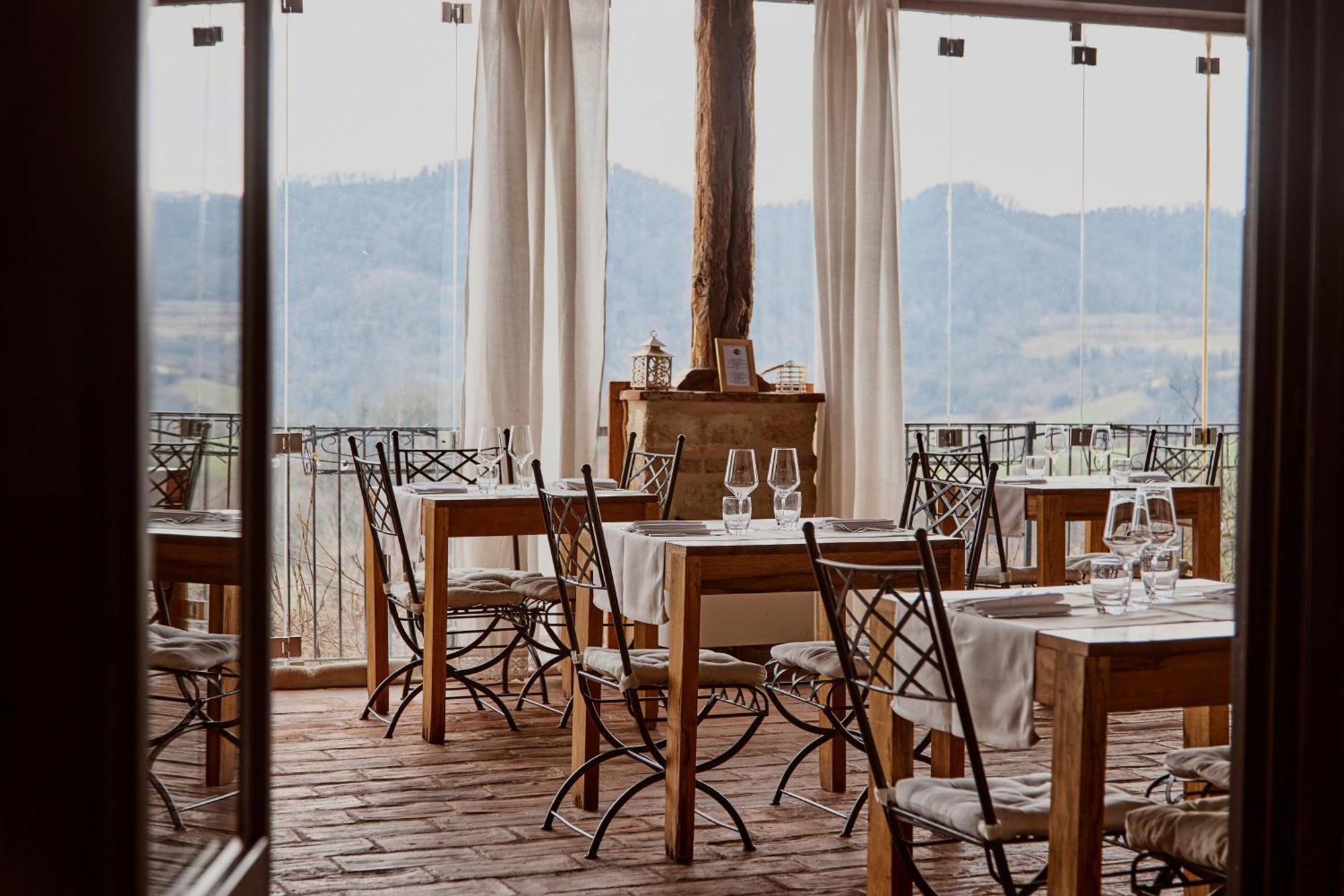 Ca' San Sebastiano Wine Resort & Spa Camino Eksteriør bilde