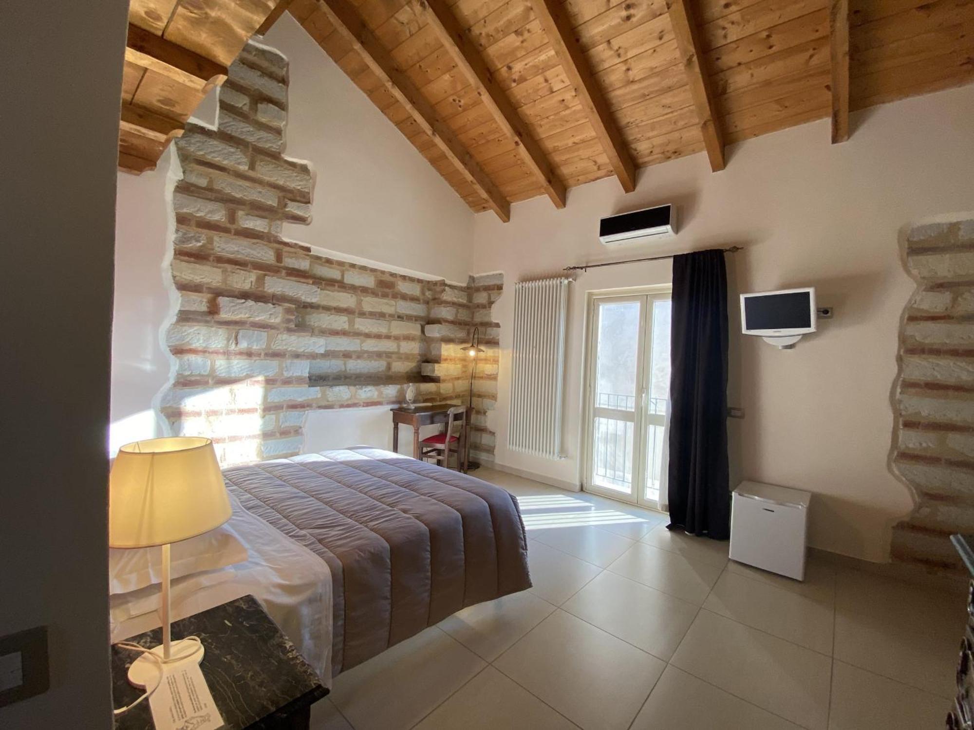 Ca' San Sebastiano Wine Resort & Spa Camino Eksteriør bilde
